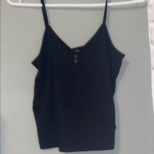 black tank top !!!